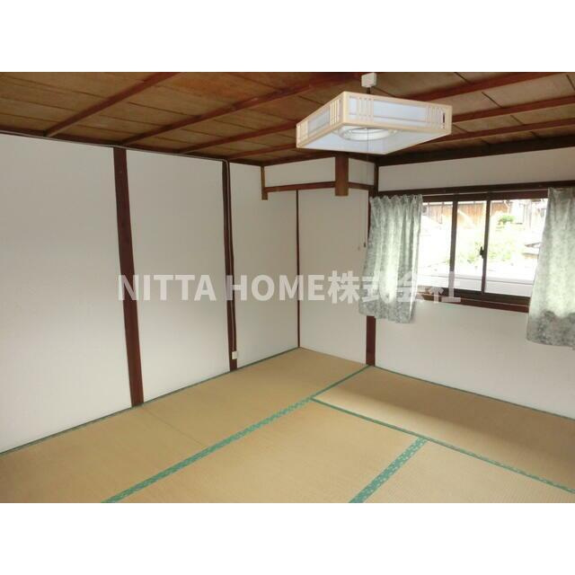 丹波市氷上町石生の一戸建ての和室|２階の和室です◇