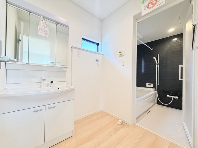 クレイドルガーデン藍住町富吉第1の独立洗面台|独立洗面台です