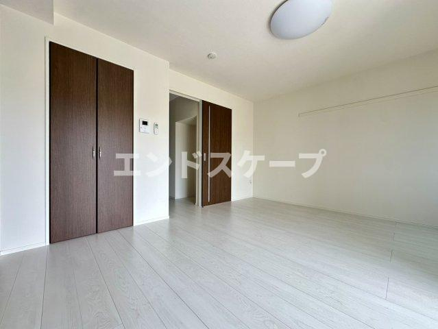 ブルゴーニュの洋室|高崎、前橋のお部屋探しはエンドスケープまで！お客様の理想お聞かせ下さい♪