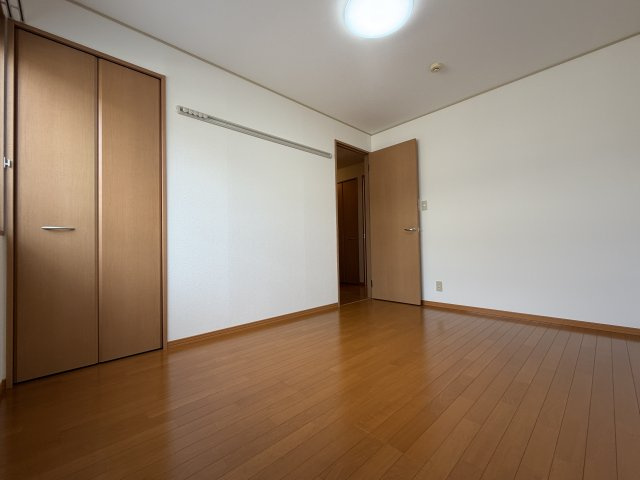 アーバンライフ幸の洋室|洋室6帖