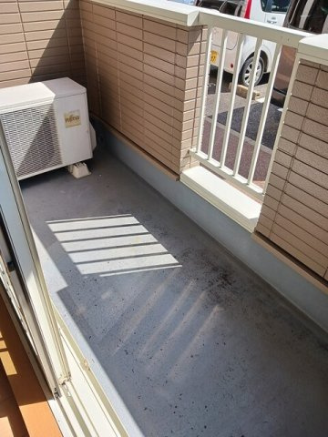 鶴見スクエアⅡ　　刈谷市近郊の賃貸はクラスホーム刈谷店のバルコニー|バルコニーからの眺めを楽しみながら食事をしませんか