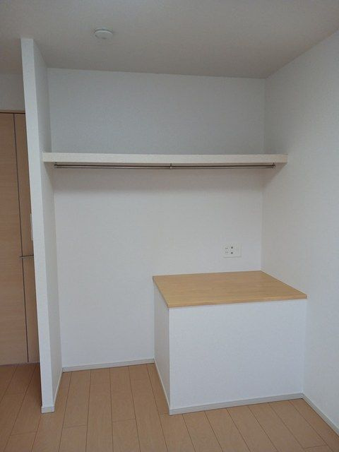 メゾン　コリーヌ　オギの収納