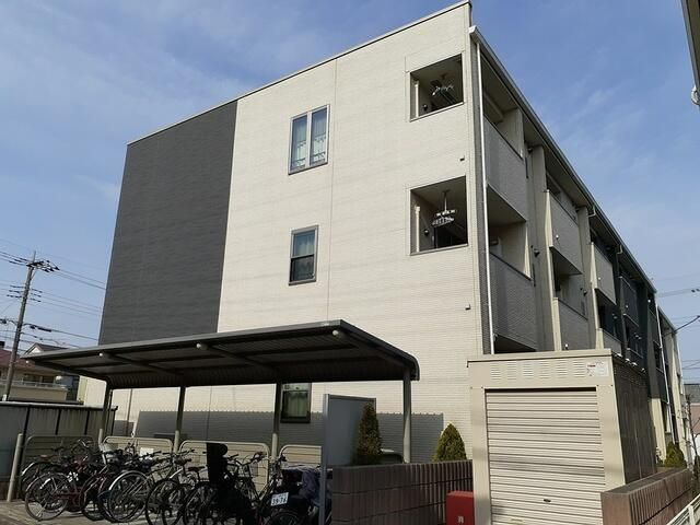 セレーノひばりの外観