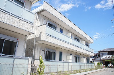 リブリ・白山EASTの外観