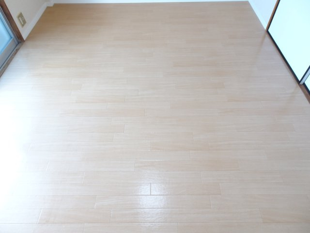 スカイハイツの洋室