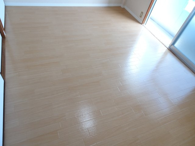 スカイハイツの洋室