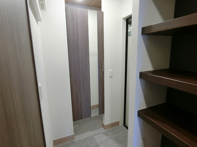 【玄関】Ｌｕｘｅ Ｇｒａｃｉａ 成田町