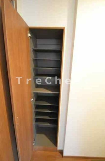 フォレストメゾン葵Aの収納
