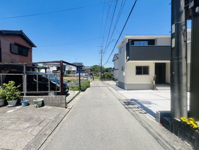 阿久比町植大中案留45-1『仲介手数料無料』新築一戸建て・建売の前面道路含む現地写真