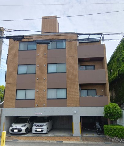 ロイヤル甲東園の外観