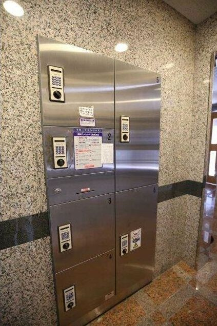 ＯＬＩＯ中野のその他共用部分|宅配ＢＯＸ