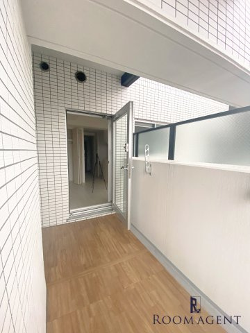 アドバンス名古屋モクシーのバルコニー