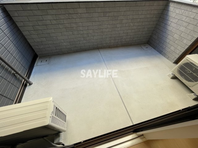 ウエスタンハイツ19のバルコニー
