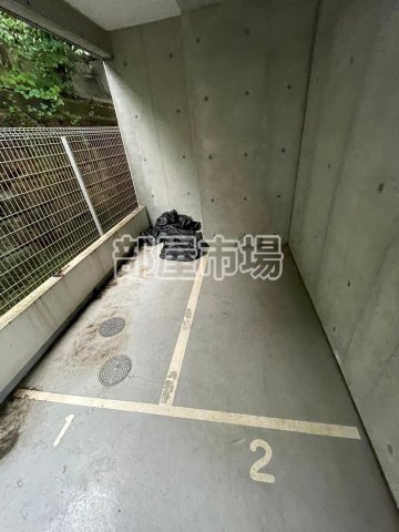 グランドルチェ　白山のその他共用部分|バイク置き場