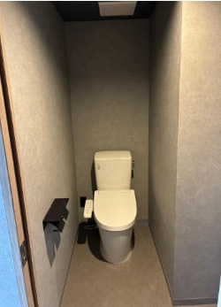 十三建設ビルのトイレ