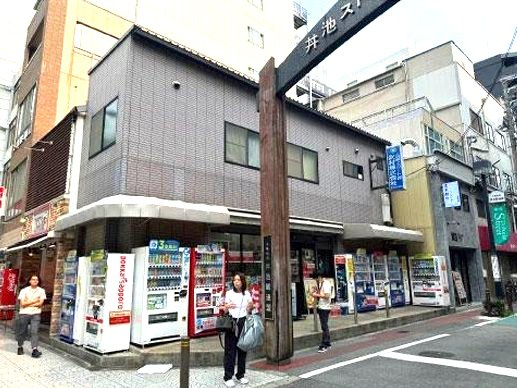 久太郎町３丁目店舗