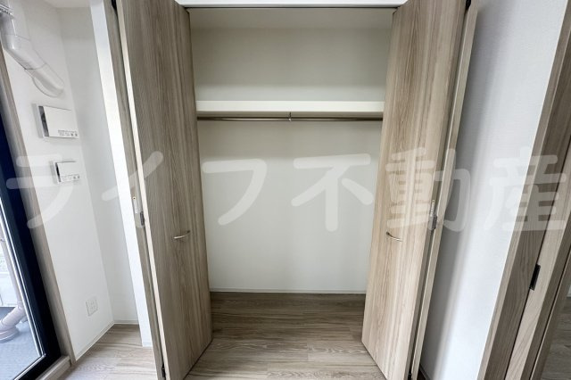 クローバー・グランデ今里　の収納|こまごまとしたものを収納できそうですね