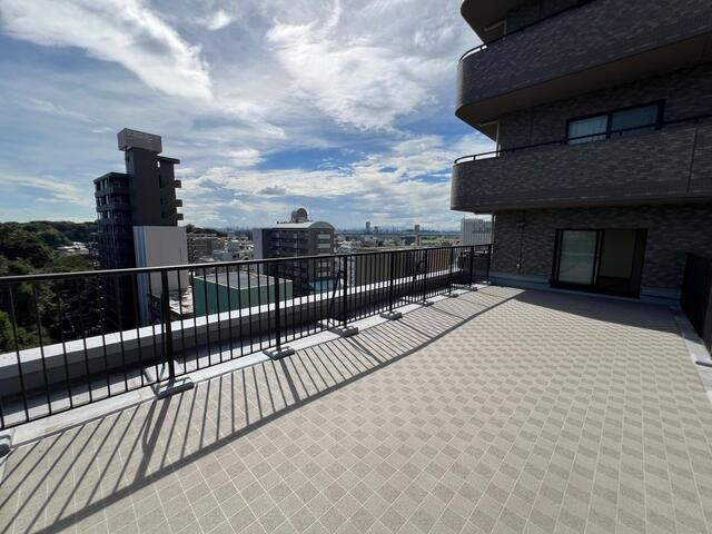 ライオンズプラザ松戸中央公園のバルコニー
