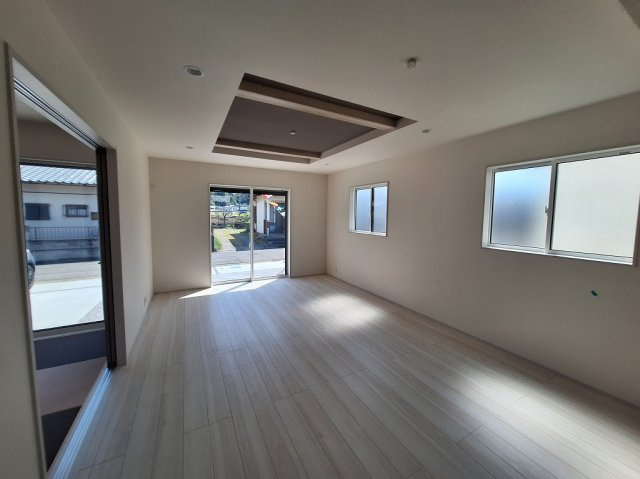 Blooming Garden 高崎市吉井町長根町2期 新築 の居間・リビング|現地撮影