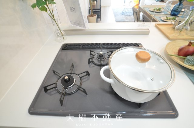 【キッチン】 | 座間市南栗原6丁目　新築戸建て　全１棟【仲介手数料無料】
