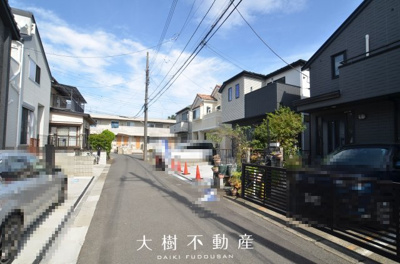 【前面道路含む現地写真】 | 座間市南栗原6丁目　新築戸建て　全１棟【仲介手数料無料】