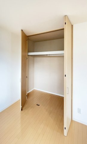 プロヌーブ中島田の収納