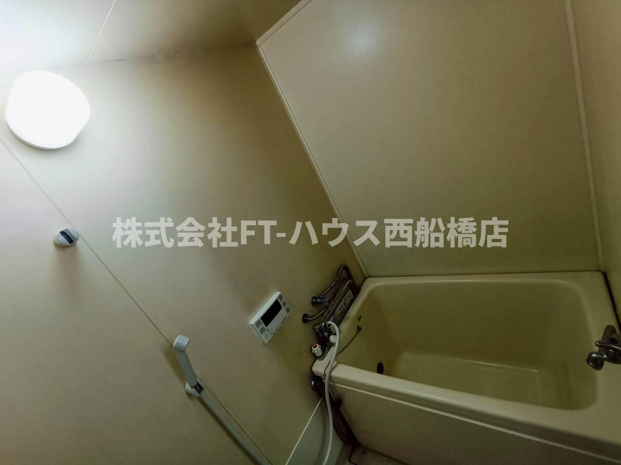 コーポラスクレインの浴室