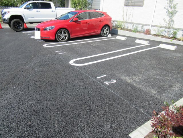 シャーメゾンはりま勝原の駐車場