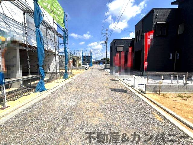 森松町の新築のおうち2号棟　松山市森松町新築戸建の前面道路含む現地写真|前面道路含む現地写真です
