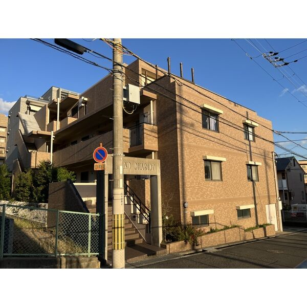 グランシャリオの外観