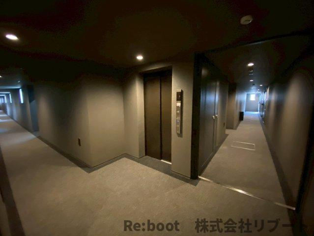 Alivis本八幡のロビー