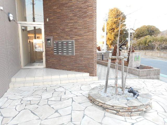 【エントランス】 | リヤン