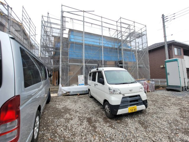 【LiveleGarden】上三川町上三川 第10　全4邸の外観|○只今建築中〇
全4棟、敷地60坪超え！駐車スペース3台～
各邸それぞれ個性あふれる内観カラー＆間取り♪今からチェックがおススメです。
※2026年4月撮影
