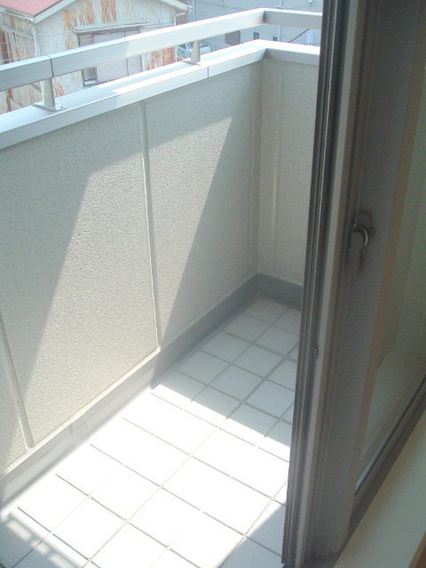 山王メゾン浜松町のバルコニー