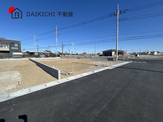 【前面道路含む現地写真】 | 加須市北下新井8区画　新築戸建　全8棟　4号棟