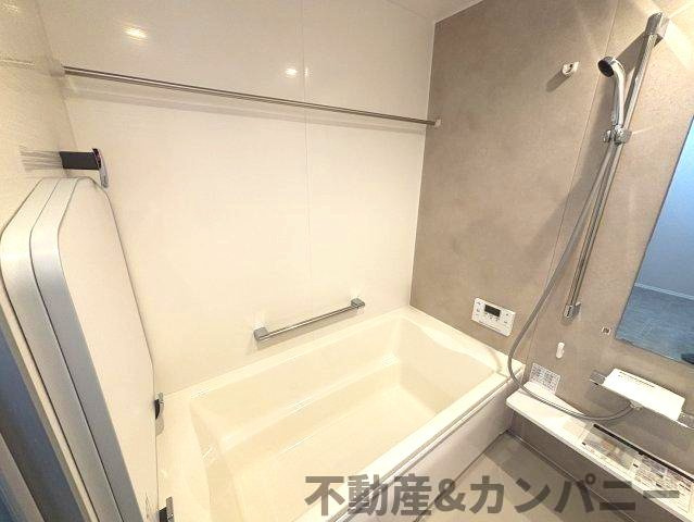 久米窪田町の新築のおうち　松山市久米窪田町新築戸建の浴室|ゆったり過ごせるお風呂です