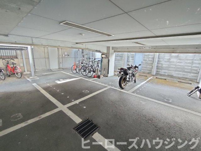【駐車場】 | モテナプリーズ（シェアハウス） | バイク駐輪OK