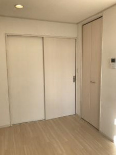 小平市小川町２丁目のアパートの居間・リビング