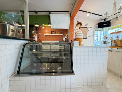 【その他】 | 北谷町北谷1丁目（店舗付き住宅） | 1階店舗　店舗内機器付き♪（約23.5帖）