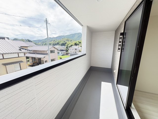 新築戸建　富士市中之郷　全3棟　2号棟のバルコニー