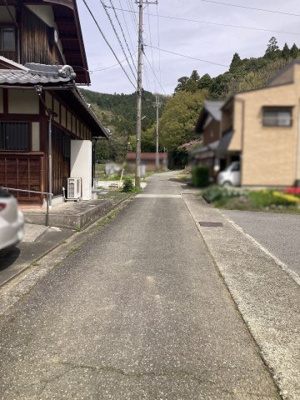 【前面道路含む現地写真】 | 長浜市鳥羽上町中古戸建