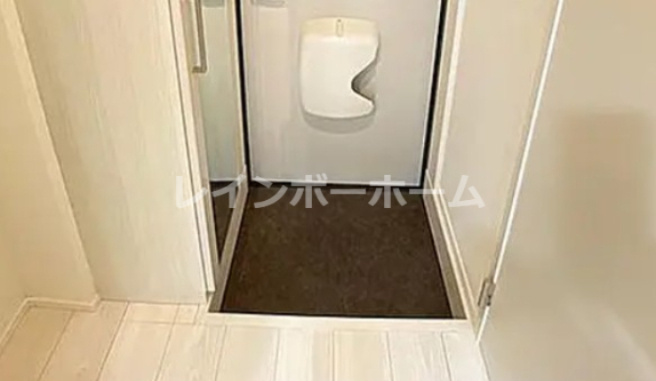ハーモニーテラス根岸Ⅲの玄関