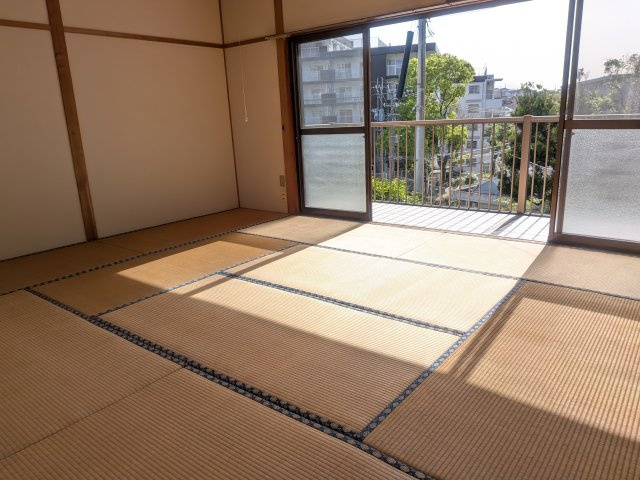赤坂四丁目18番27号（A-13）の和室