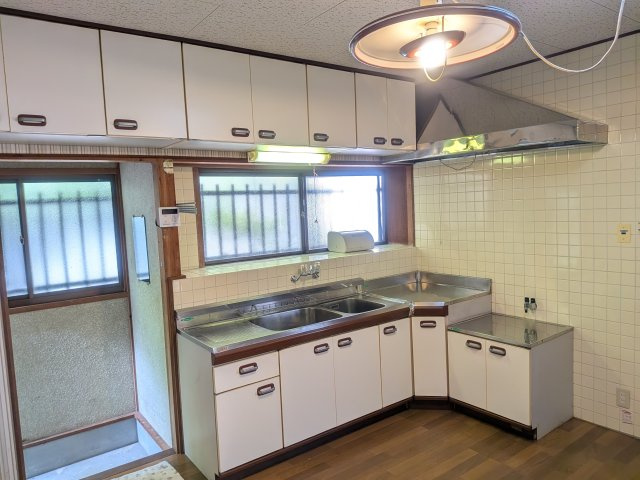 赤坂四丁目18番27号（A-13）のキッチン