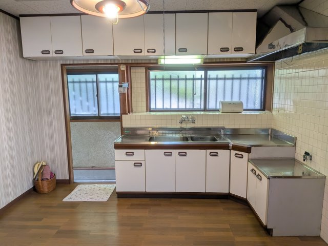 赤坂四丁目18番27号（A-13）のキッチン