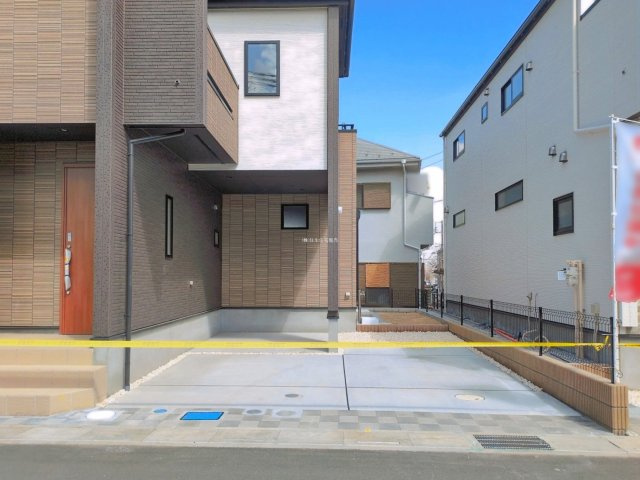 ふじみ野市大井中央１丁目の新築一戸建の駐車場