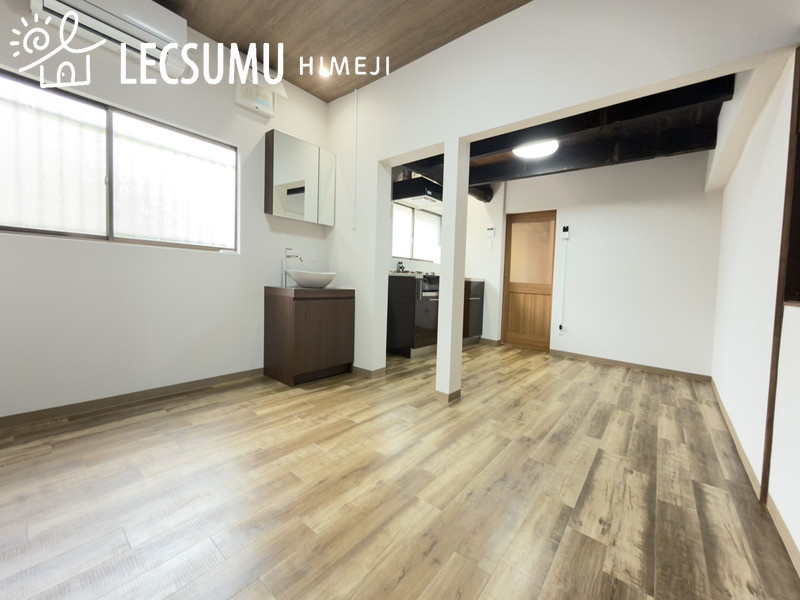 姫路市飾東町豊国/中古戸建のキッチン