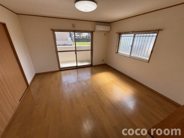 藤枝市小石川町３丁目の賃貸マンションの居間・リビング