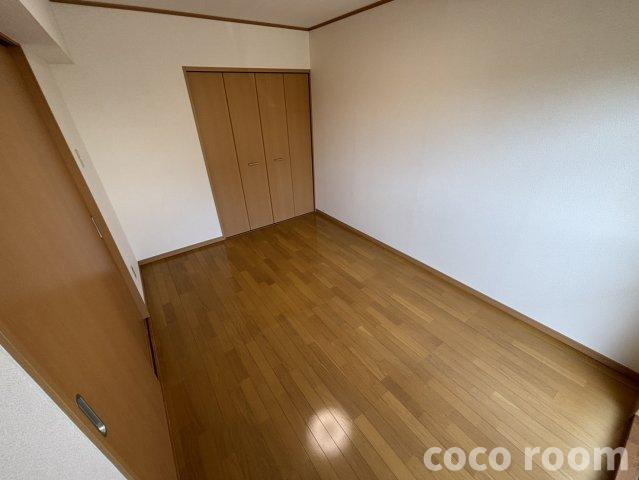 藤枝市小石川町３丁目の賃貸マンションの洋室