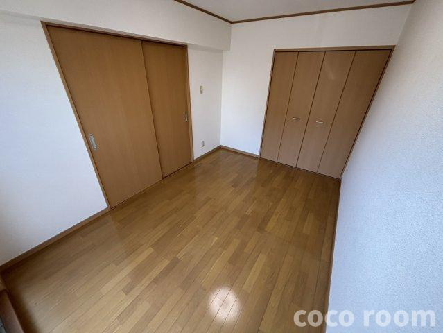 藤枝市小石川町３丁目の賃貸マンションの洋室